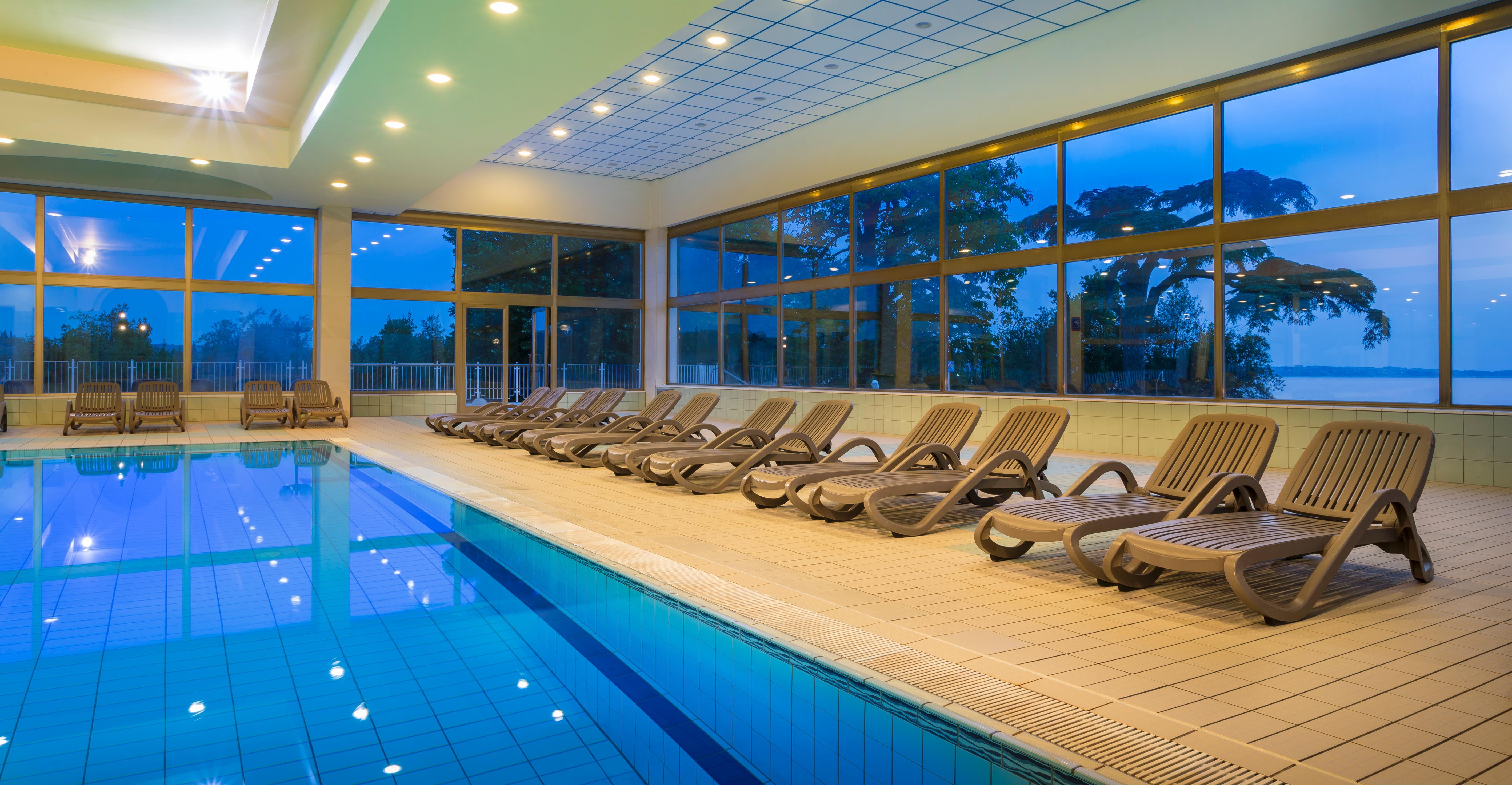 Remisens Hotel Metropol Portorož Exterior foto Indoor pool
